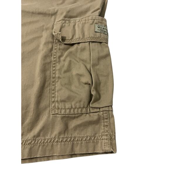 Wrangler Cargo Shorts Mens 46 10" Tan Gorpcore Outdoor Workwear Retro - Picture 4 of 8